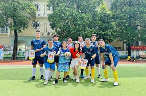 “足”够精彩！江南（中国）官方集团“足”梦大龙街首届五人制男子公益足球赛